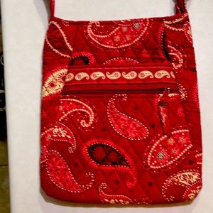 Vera Bradley’s messenger purse